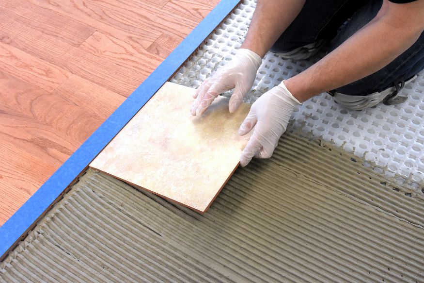 Uncoupling and anti fracture membranes